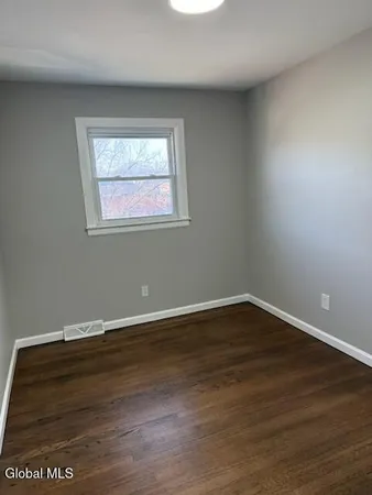 $2,200 | 285 Mt Hope Drive, Albany, NY 12202