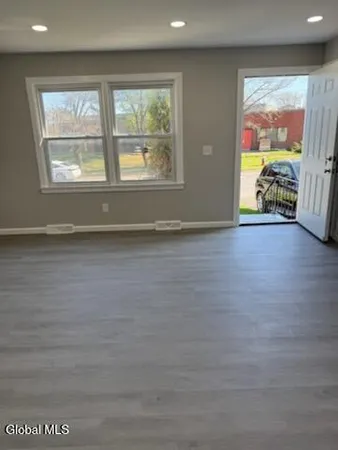 $2,200 | 285 Mt Hope Drive, Albany, NY 12202