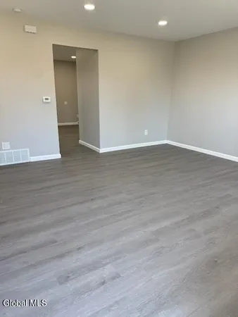 $2,200 | 285 Mt Hope Drive, Albany, NY 12202