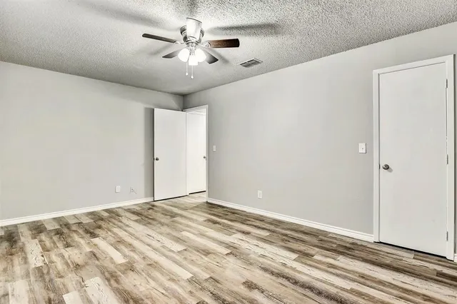 $1,350 | 925 Farmington Road, Howe, TX 75459