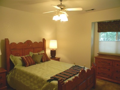 13218 Fernie Way Redding, CA 96003 - Photo 10 of 14 Guest Room