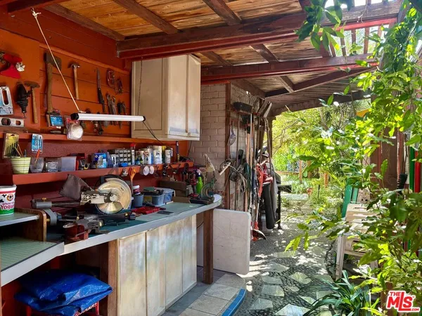 $1,649,000 | 13522 Delano Street, Van Nuys, CA 91401