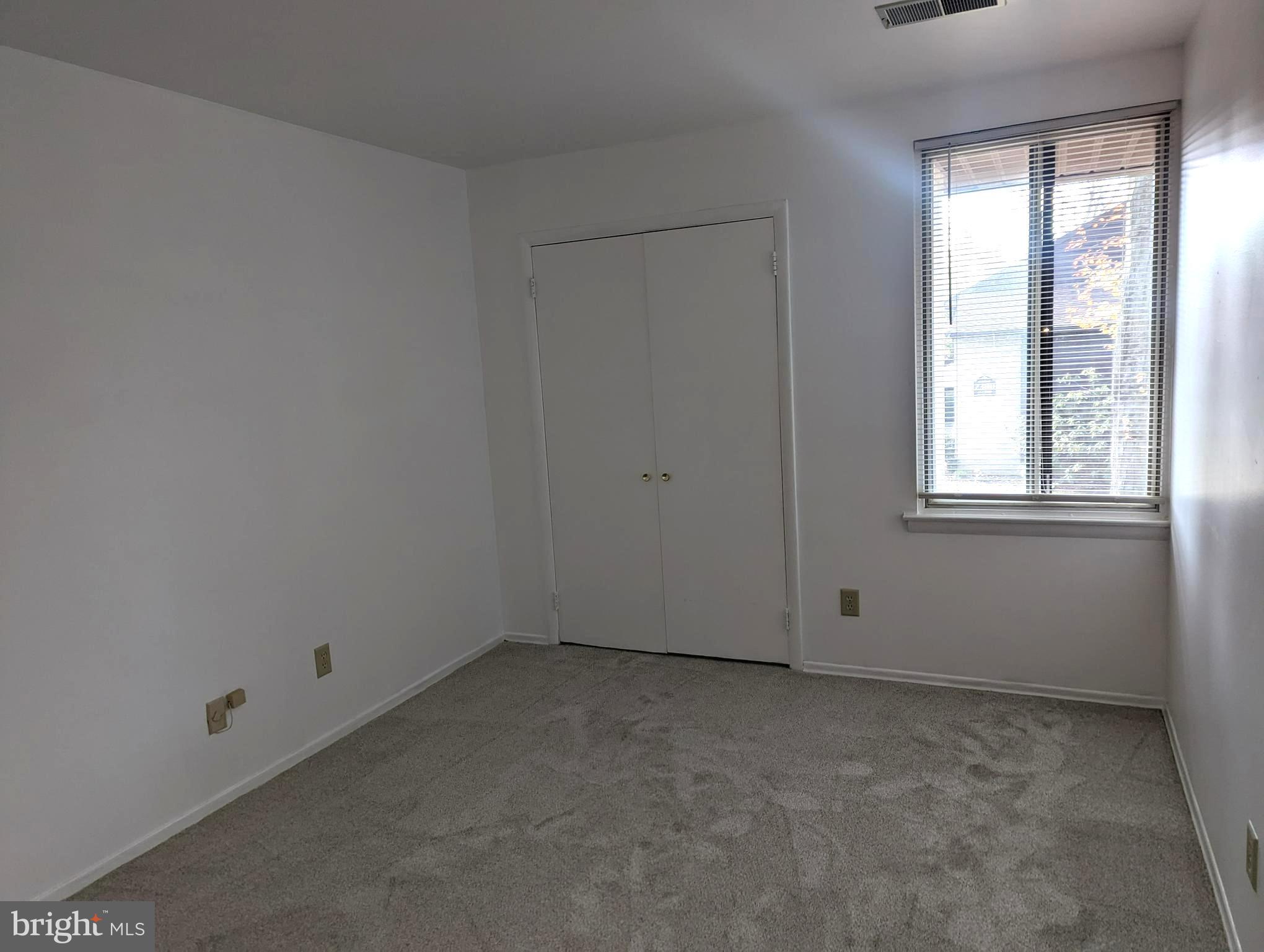 2012 Aspen Circle, Unit 2012UE Springfield, PA 19064 - Photo 25 of 33 Bedroom #2