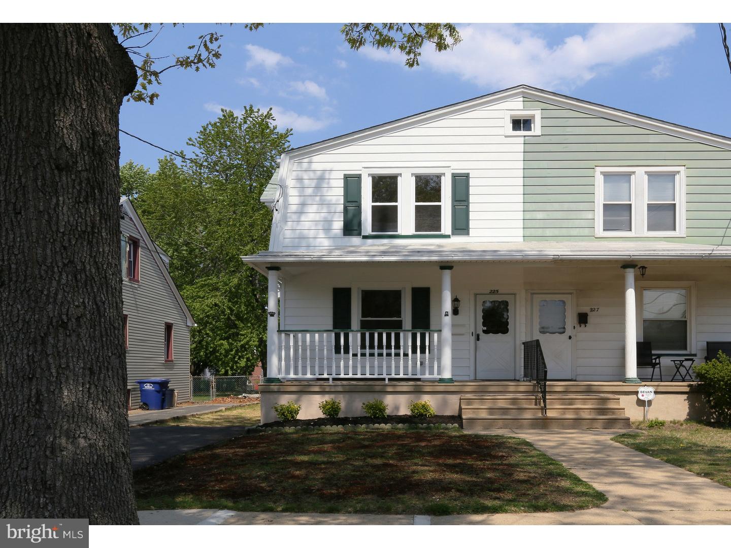 225 Lippincott Avenue Riverside, NJ 08075 - Photo 2 of 25
