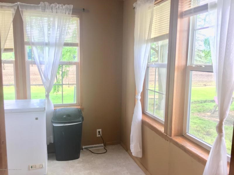 1267 West St Charles Road Ithaca, MI 48847 - Photo 16 of 32 1871613-15.JPG