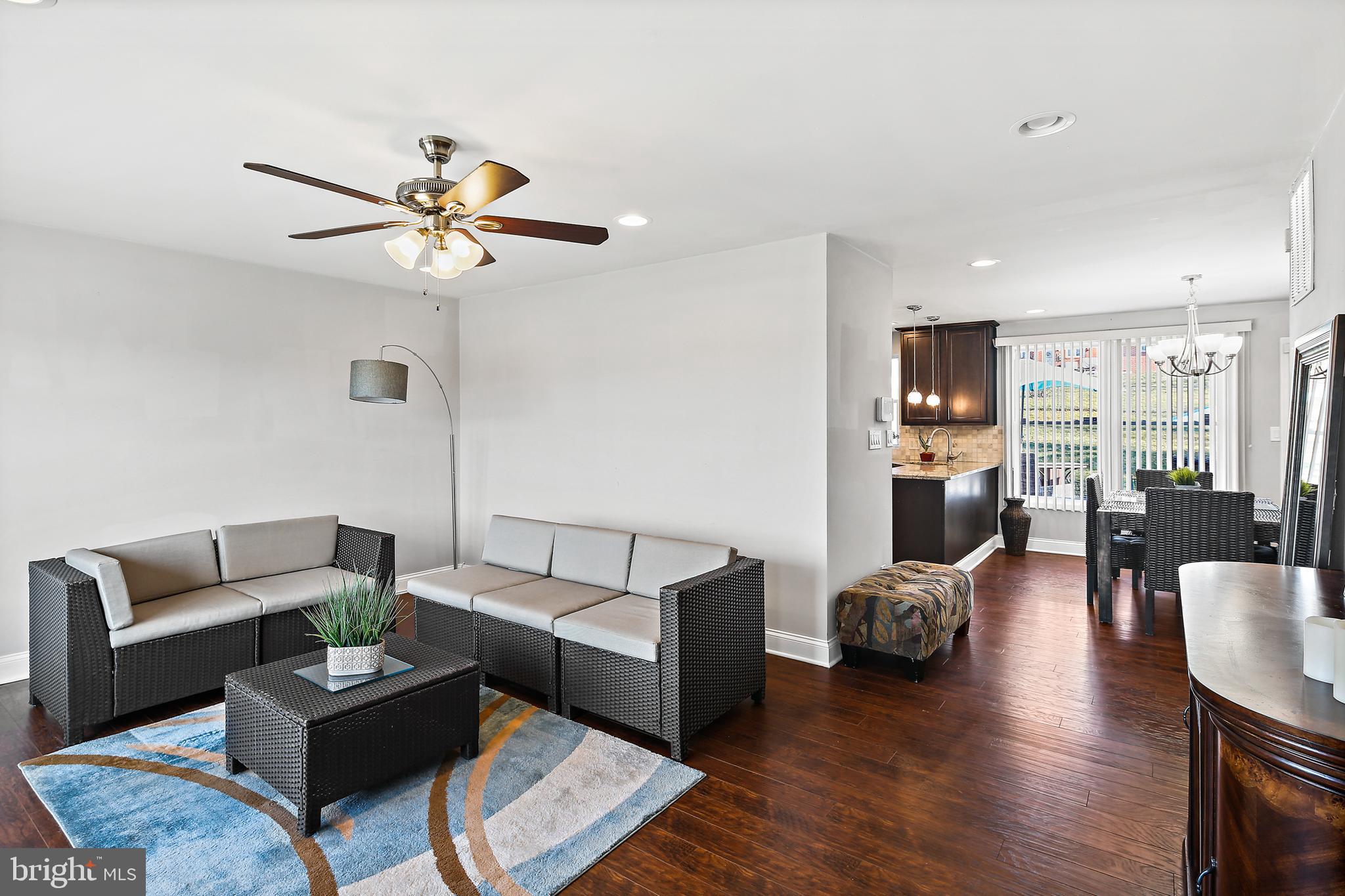 1607 Burnfield Road Rosedale, MD 21237 - Photo 2 of 34 Living Room