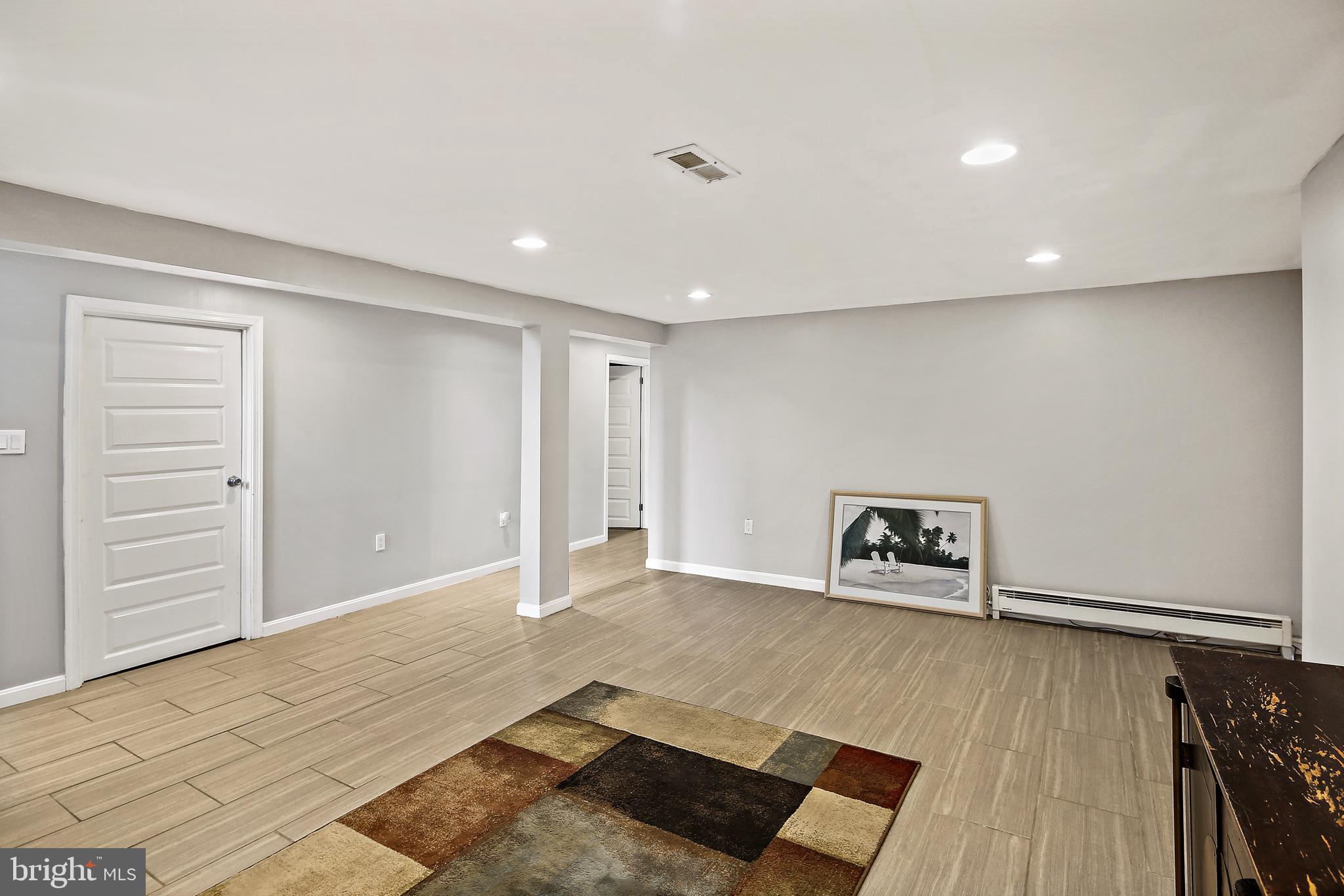 1607 Burnfield Road Rosedale, MD 21237 - Photo 21 of 34 Recessed lighting