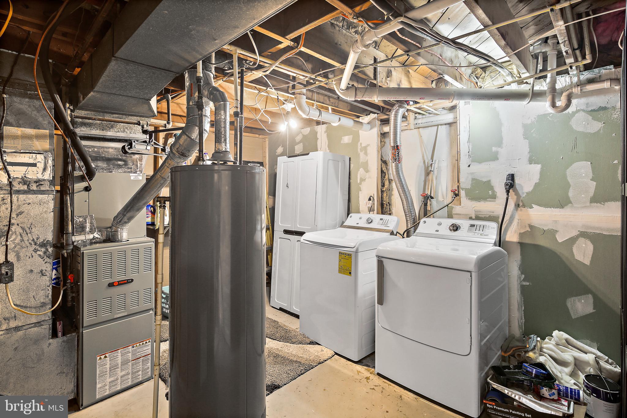 1607 Burnfield Road Rosedale, MD 21237 - Photo 25 of 34 Laundry & utility room