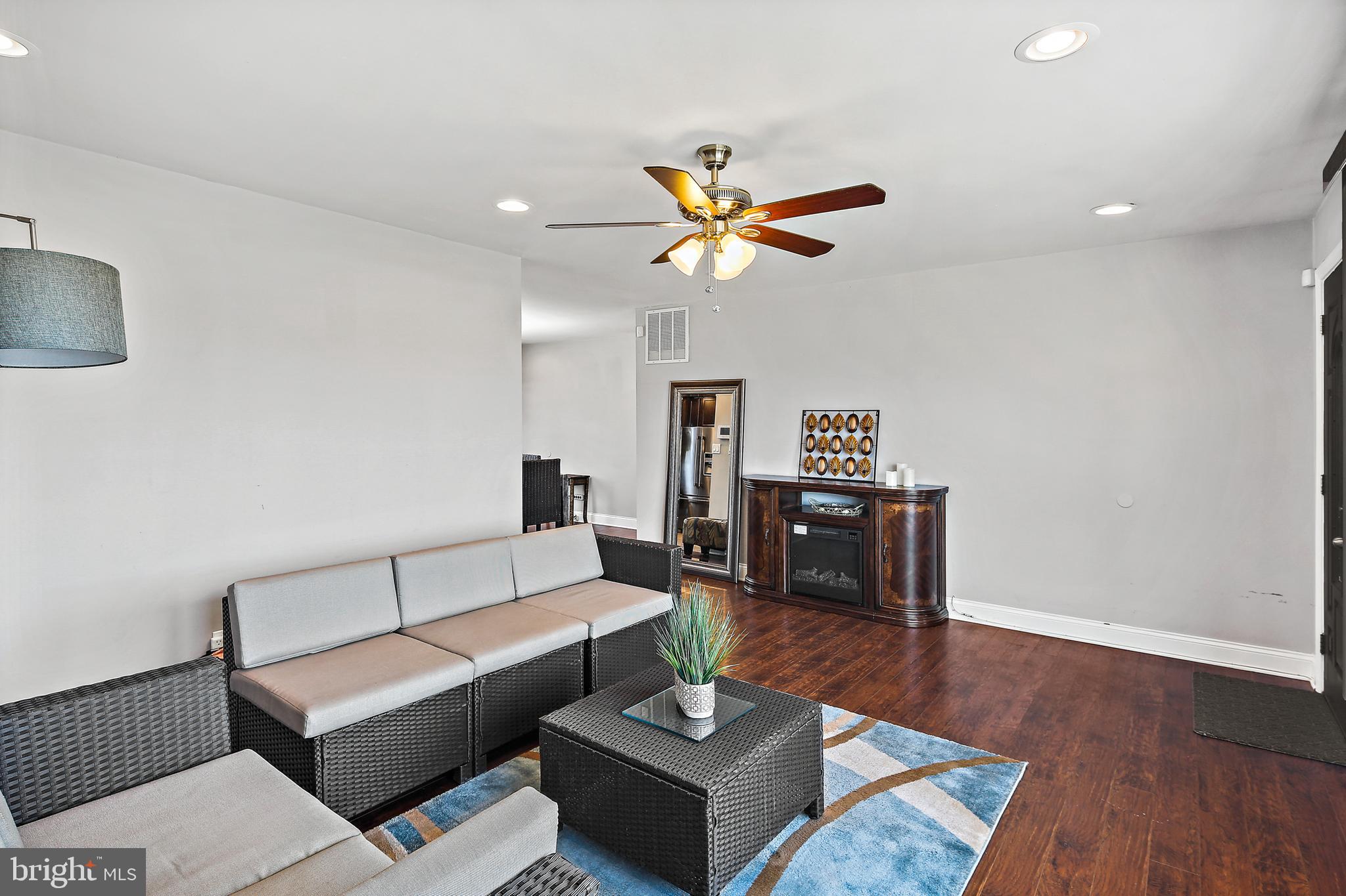 1607 Burnfield Road Rosedale, MD 21237 - Photo 4 of 34 Recessed Lighting