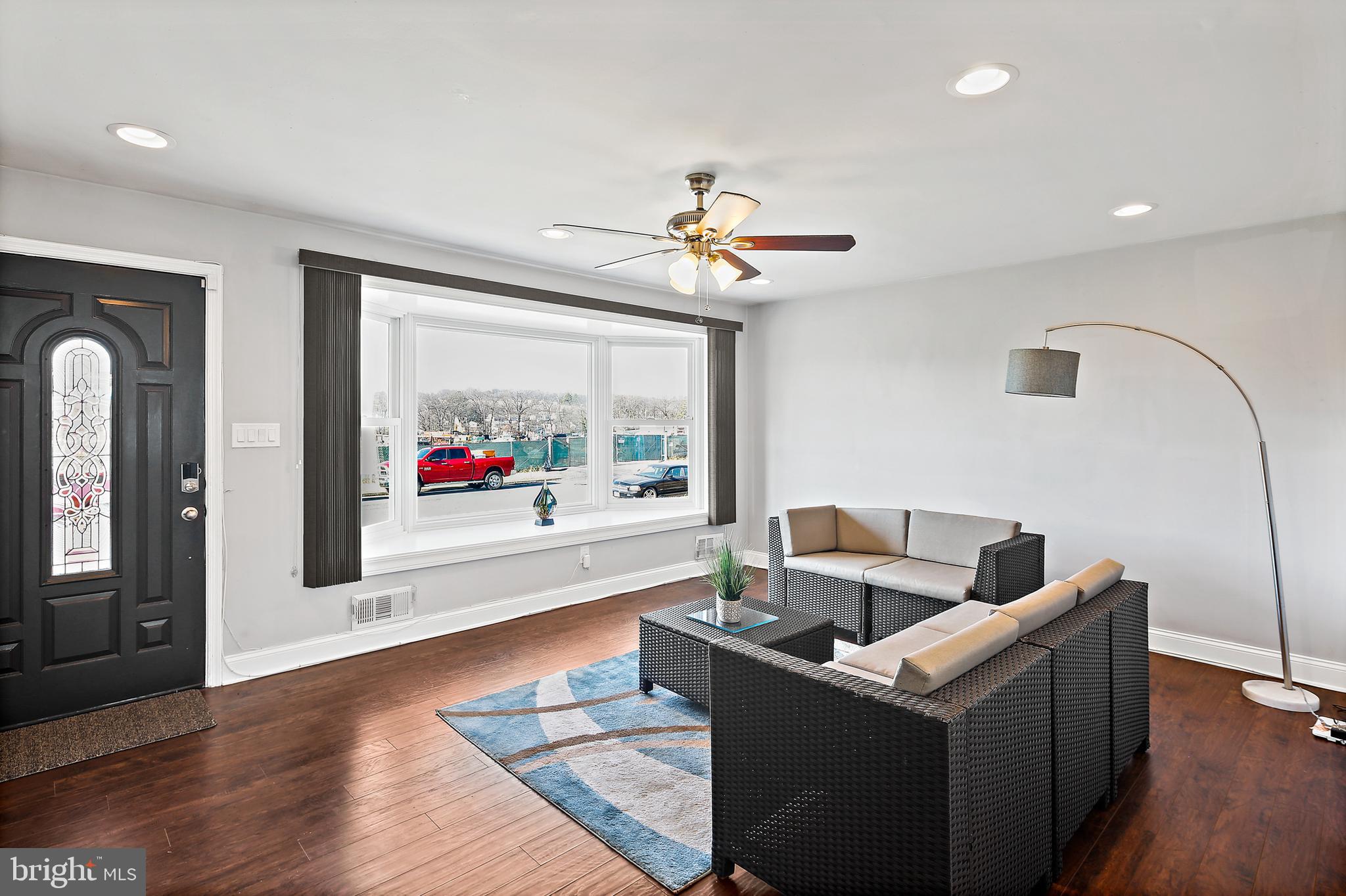 1607 Burnfield Road Rosedale, MD 21237 - Photo 5 of 34 Ceiling Fan