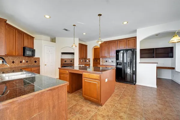 $559,900 | 10302 Fairway Vista Drive, Rowlett, TX 75089