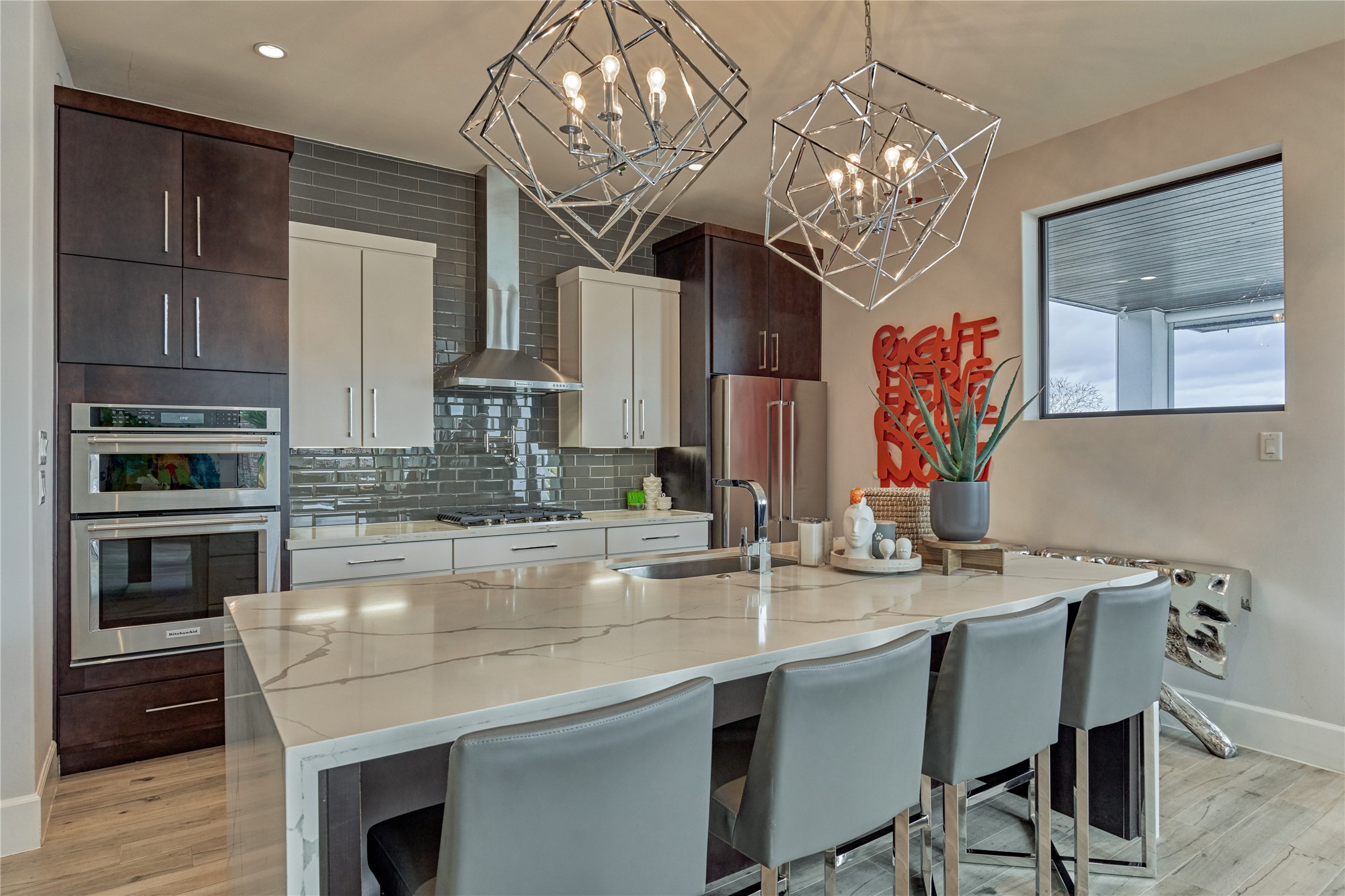 189 Stevinstraat Montgomery, TX 77356 - Photo 16 of 50 a kitchen with stainless steel appliances granite countertop a sink refrigerator and cabinets