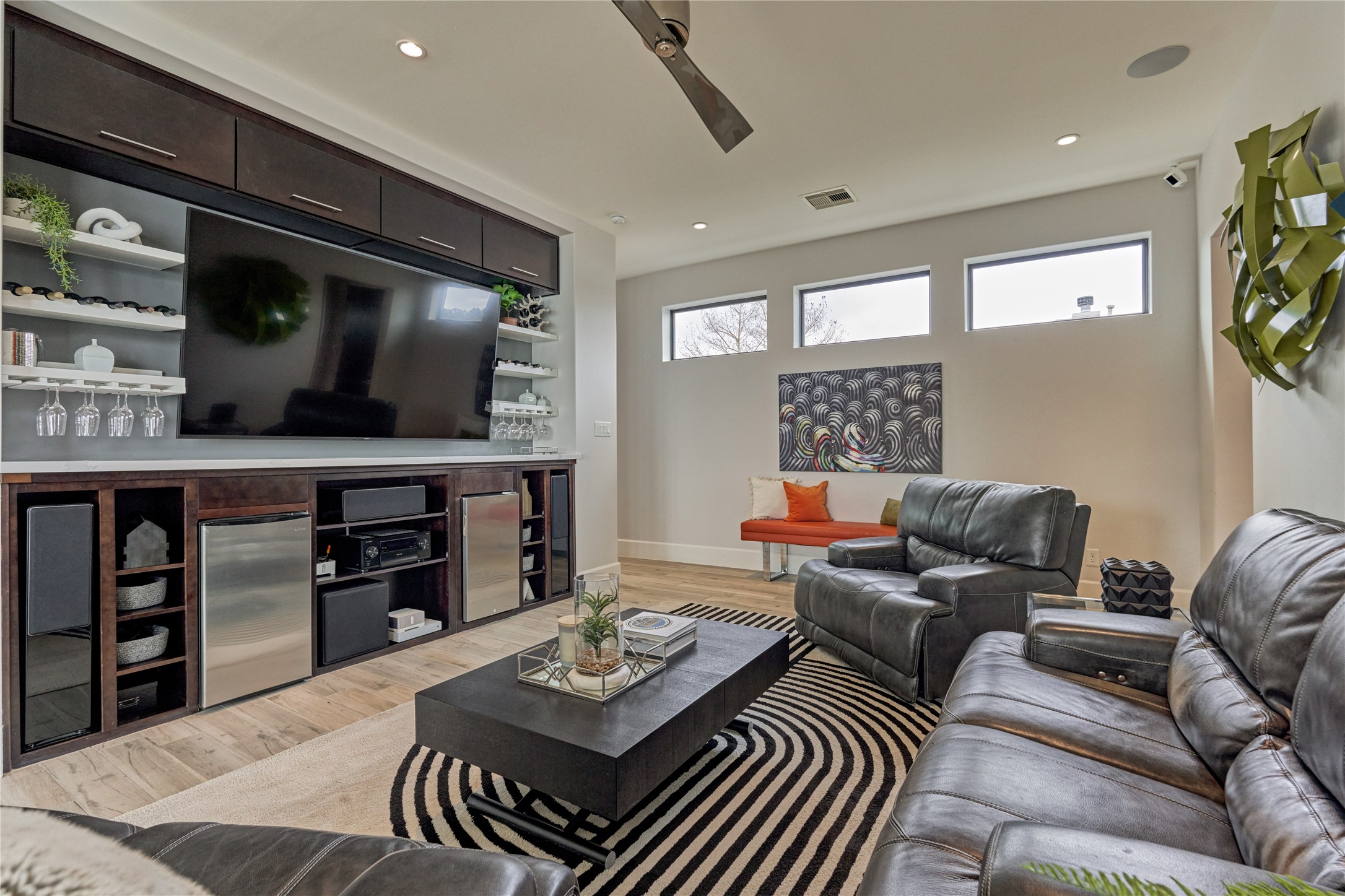 189 Stevinstraat Montgomery, TX 77356 - Photo 24 of 50 a living room with furniture and a flat screen tv