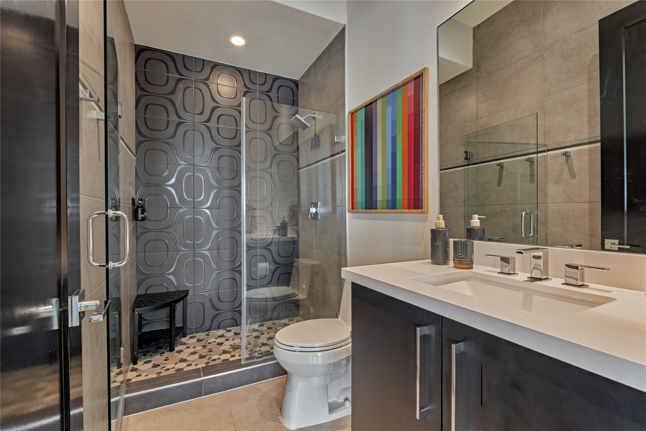 189 Stevinstraat Montgomery, TX 77356 - Photo 32 of 50 a bathroom with a sink a toilet and shower