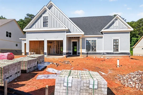 $745,721 | 357 Lk Vista Drive, Statham, GA 30666