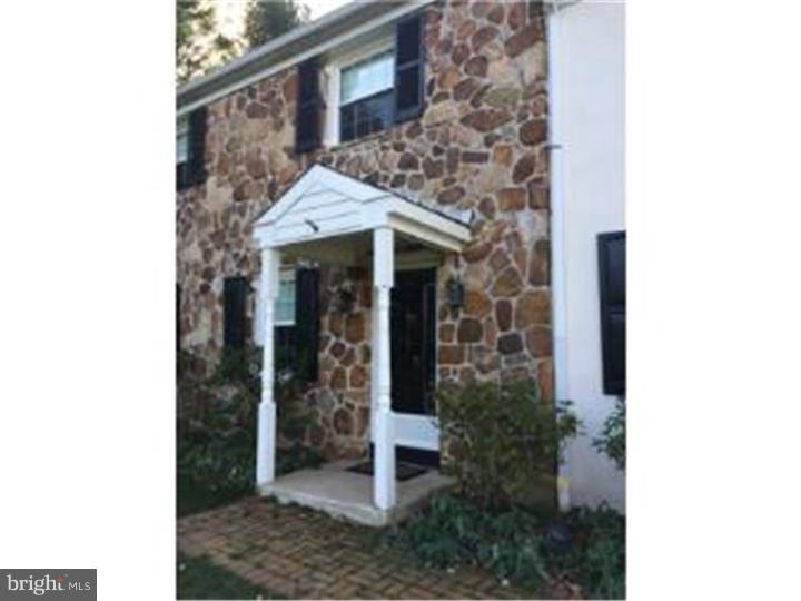 1041 Green Lane Road Malvern, PA 19355 - Photo 2 of 25 Exterior Front