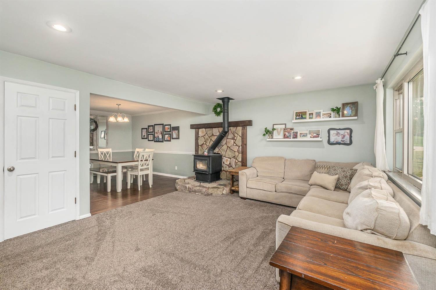 5920 Jessup Road Cincinnati, OH 45247 - Photo 7 of 28 Gallery Image 7