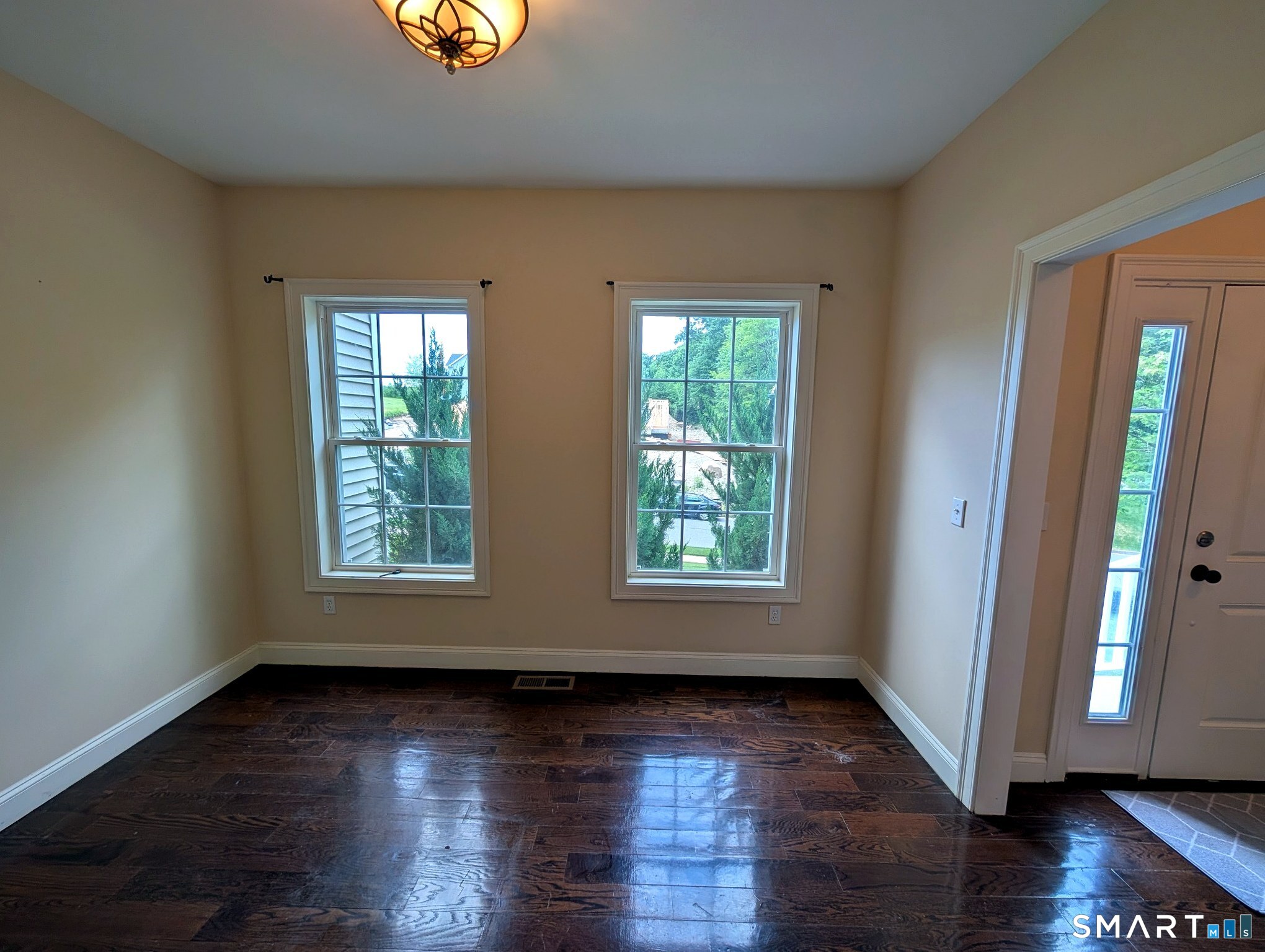 79 High Ledge Circle Manchester, CT 06040 - Photo 4 of 17
