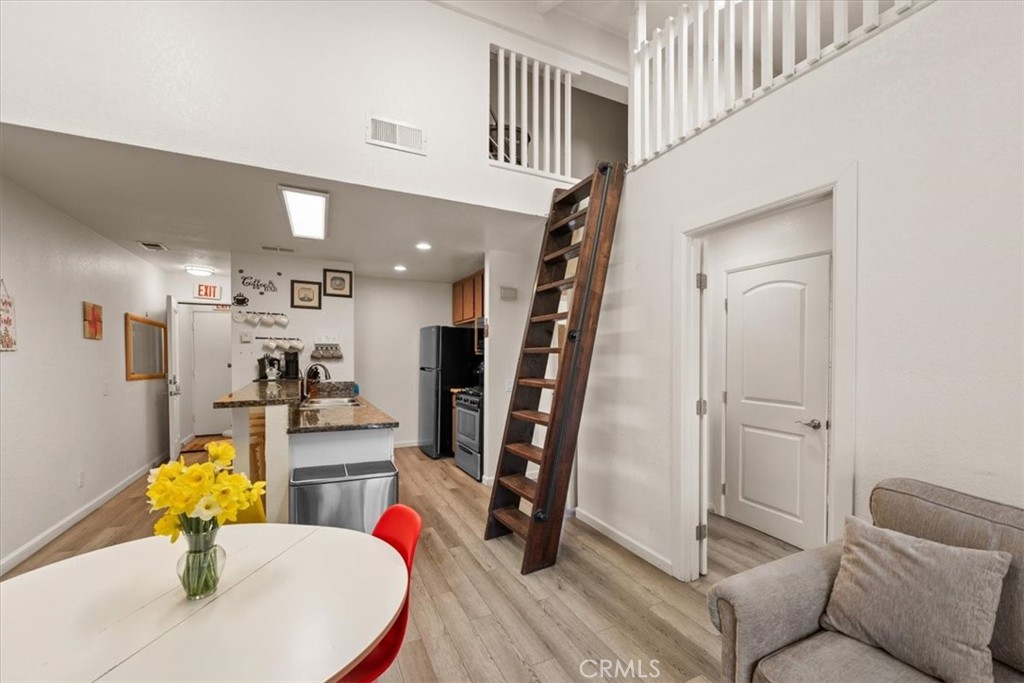 760 Bluejay Road, Unit 26 Big Bear Lake, CA 92315 - Photo 8 of 34