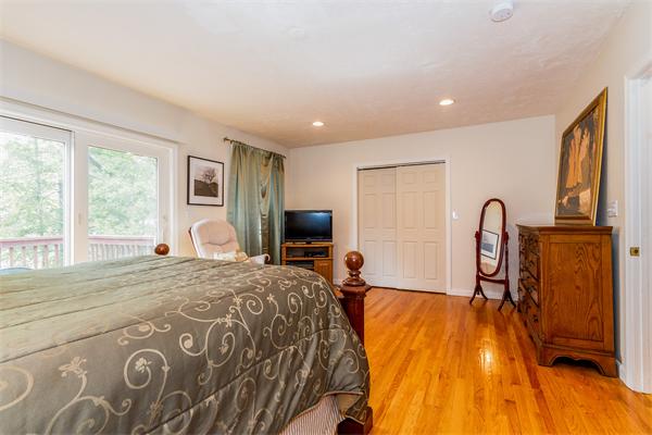 15 Holly Road Holbrook, MA 02343 - Photo 6 of 13