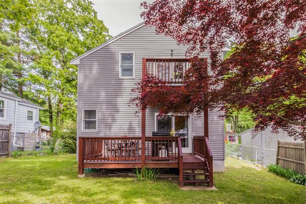 15 Holly Road Holbrook, MA 02343 - Photo 10 of 13