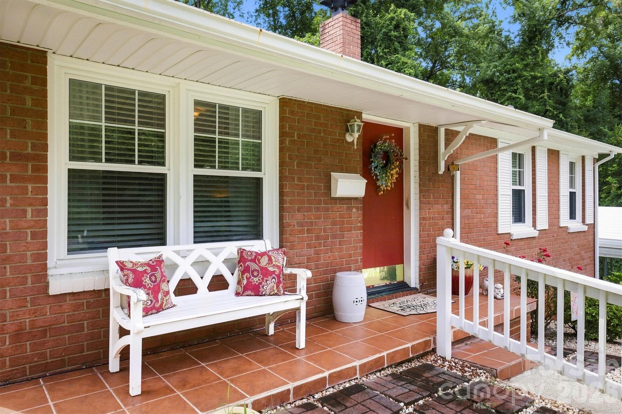 121 Rhyne Street Morganton, NC 28655 - Photo 2 of 23 Gallery Image 2
