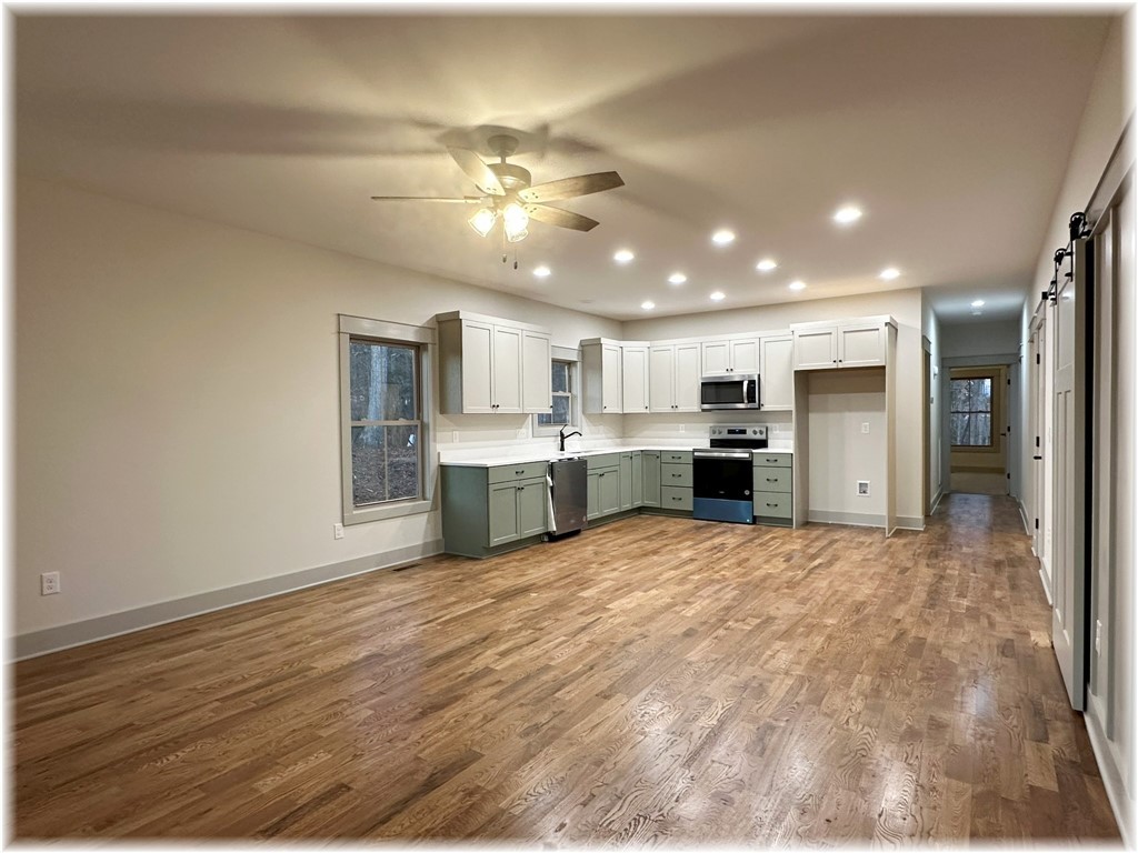 192 Jefferson Place Walhalla, SC 29691 - Photo 5 of 22