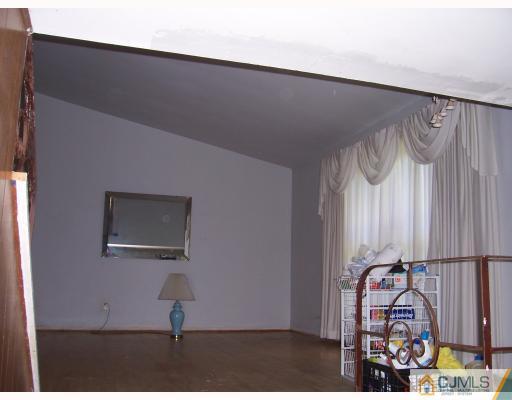 11 Terrill Road Old Bridge, NJ 08857 - Photo 3 of 9 Gallery Image 3