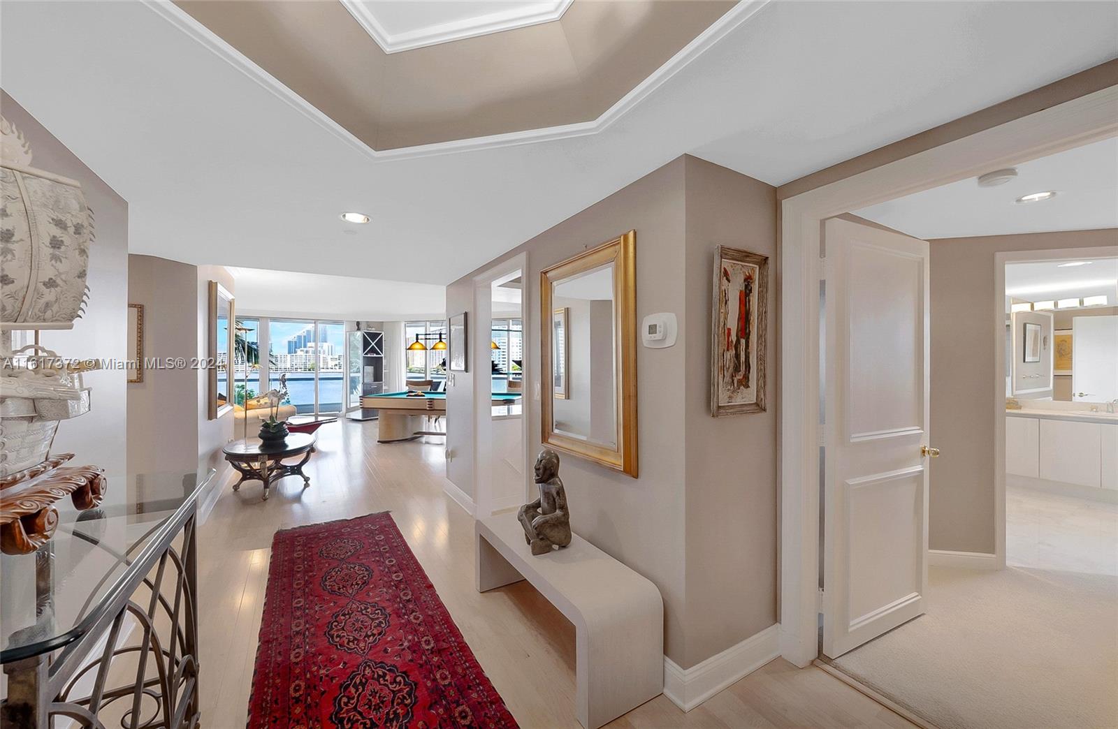 2600 East Island Blvd Unit 301  