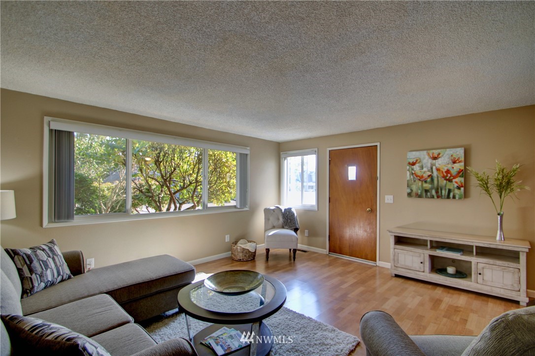 12668 Markwood Road Burlington, WA 98233 - Photo 3 of 28 Gallery Image 3