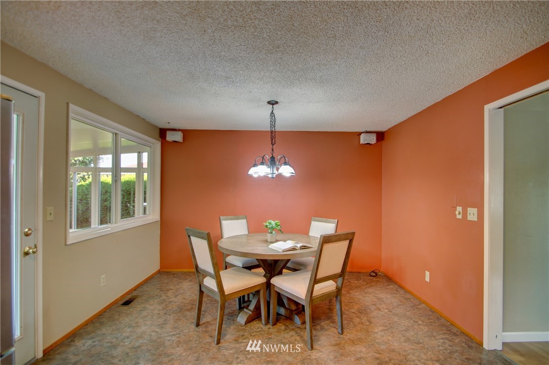 12668 Markwood Road Burlington, WA 98233 - Photo 6 of 28 Gallery Image 6