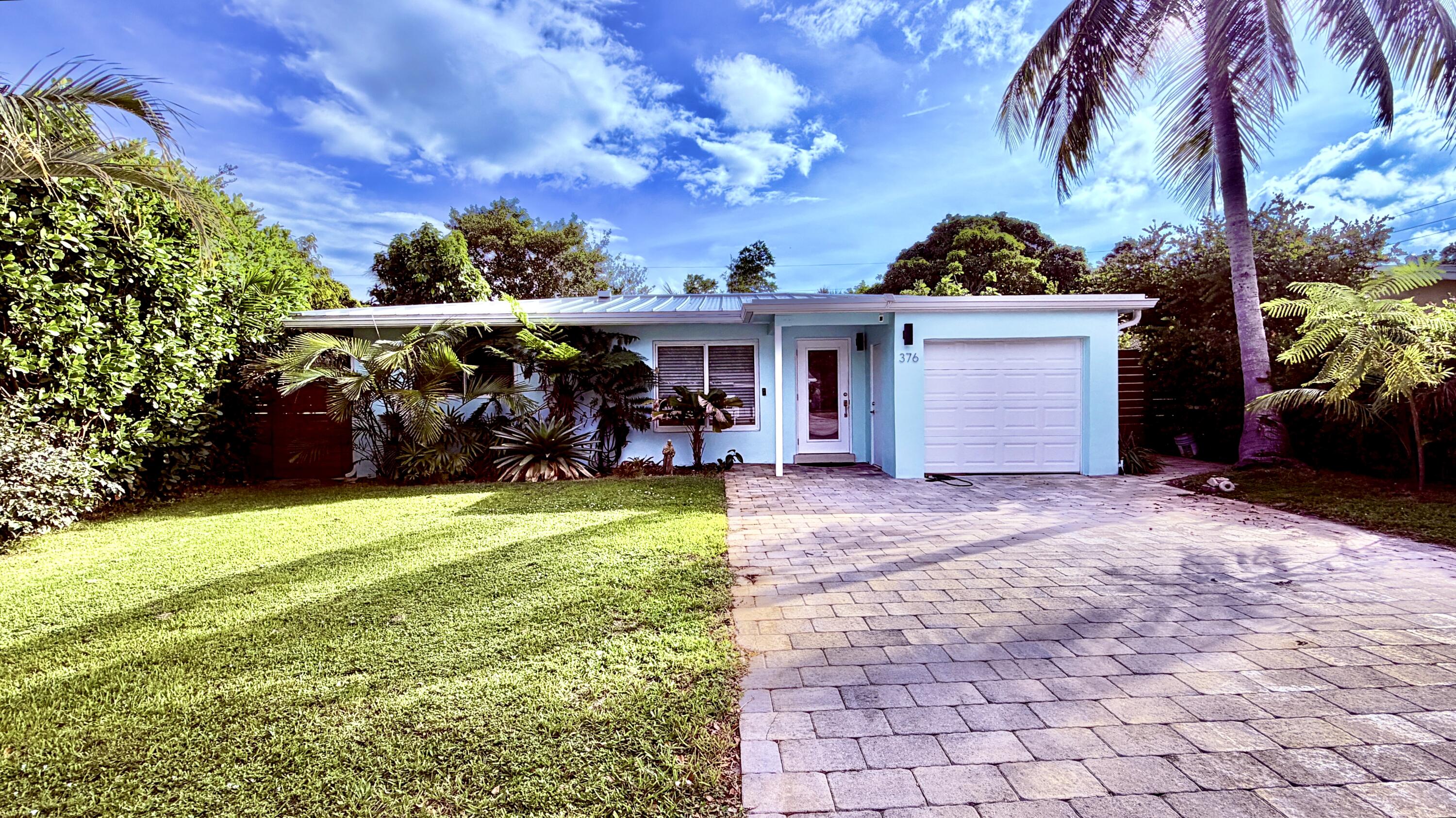 376 Southwest 2nd Street Boca Raton, FL 33432 - Photo 3 of 11 IMG_0035