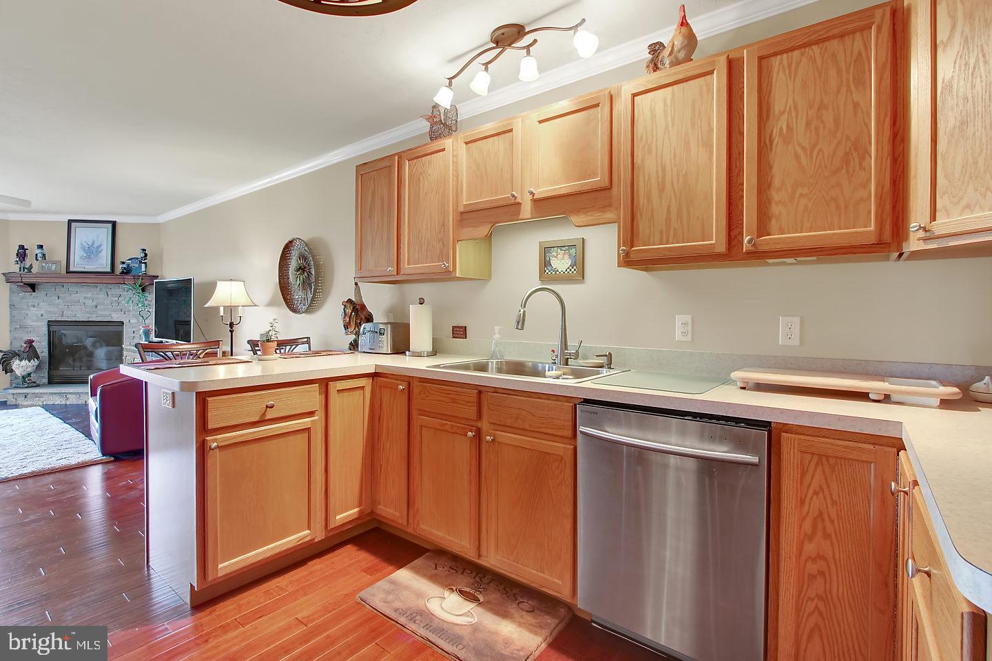 7210 Seneca Ridge Drive York, PA 17403 - Photo 8 of 28 Gallery Image 8