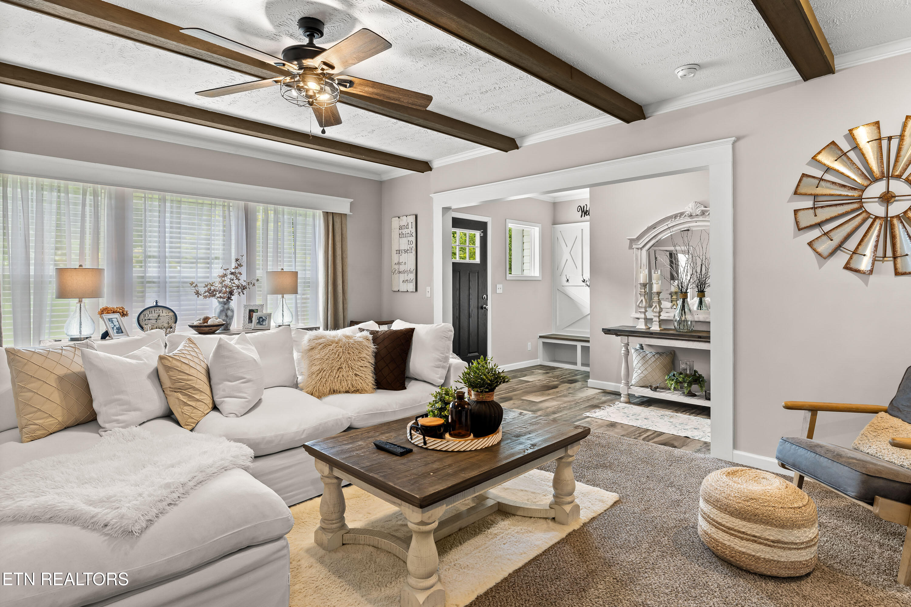358 Webb Road Townsend, TN 37882 - Photo 6 of 53 Living room