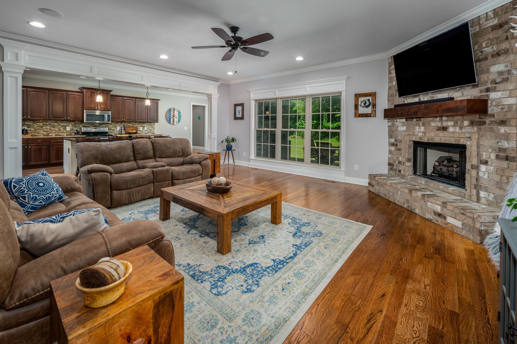116 Rockingham Drive Murfreesboro, TN 37129 - Photo 2 of 40 a living room with furniture and a fireplace