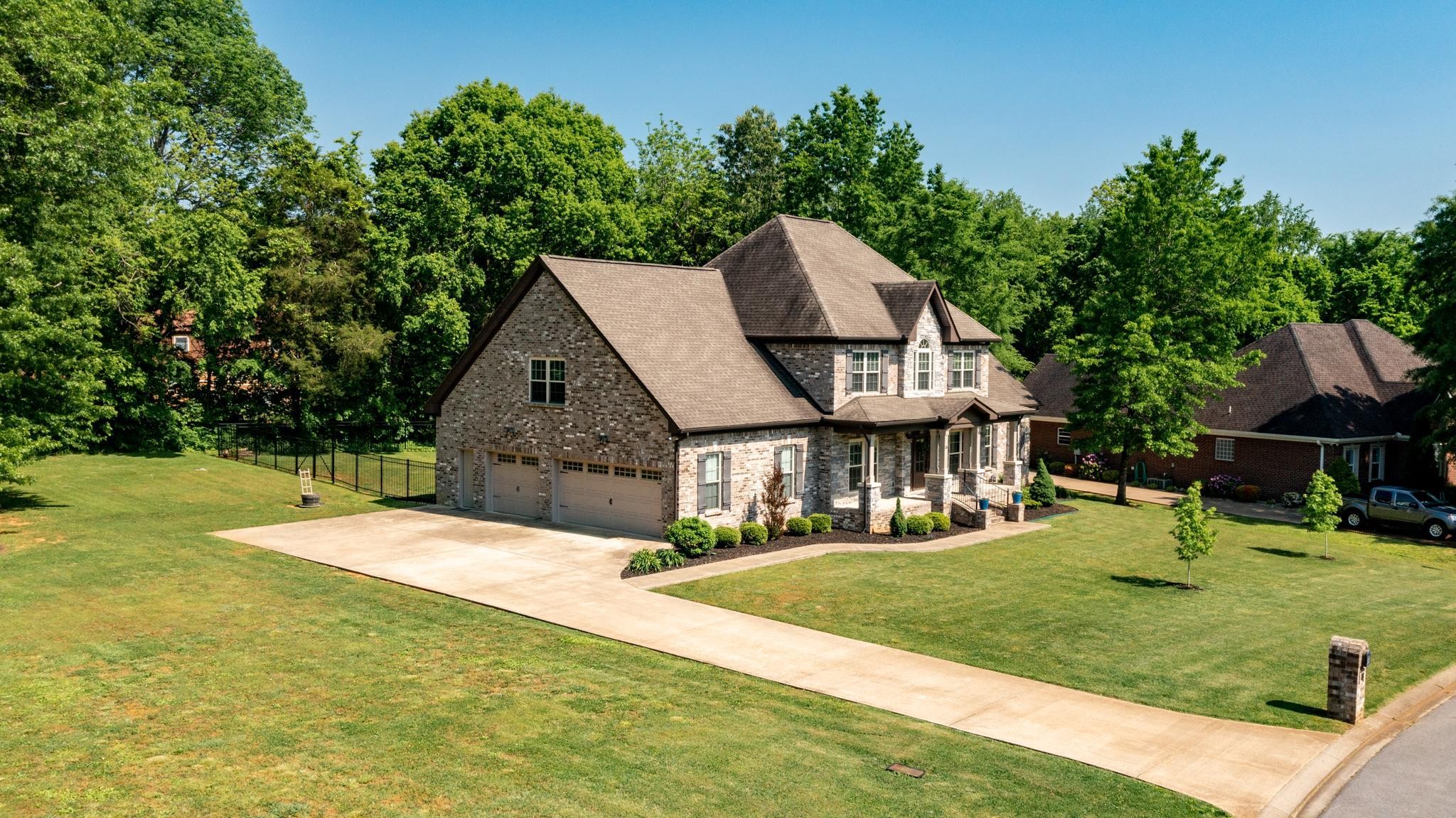 116 Rockingham Drive Murfreesboro, TN 37129 - Photo 40 of 40 a front view of a house with a yard