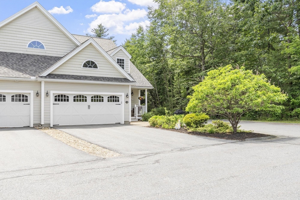 38 Riley Road, Unit 38 Lunenburg, MA 01462 - Photo 2 of 38