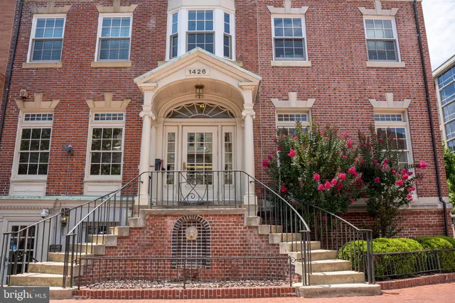 $2,000 | 1426 21st Street Northwest, Unit 407, Washington, DC 20036