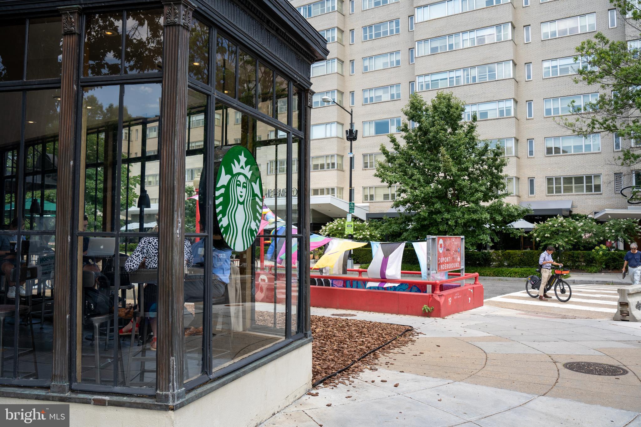 1426 21st Street Northwest, Unit 407 Washington, DC 20036 - Photo 35 of 58 a view of outdoor seating space