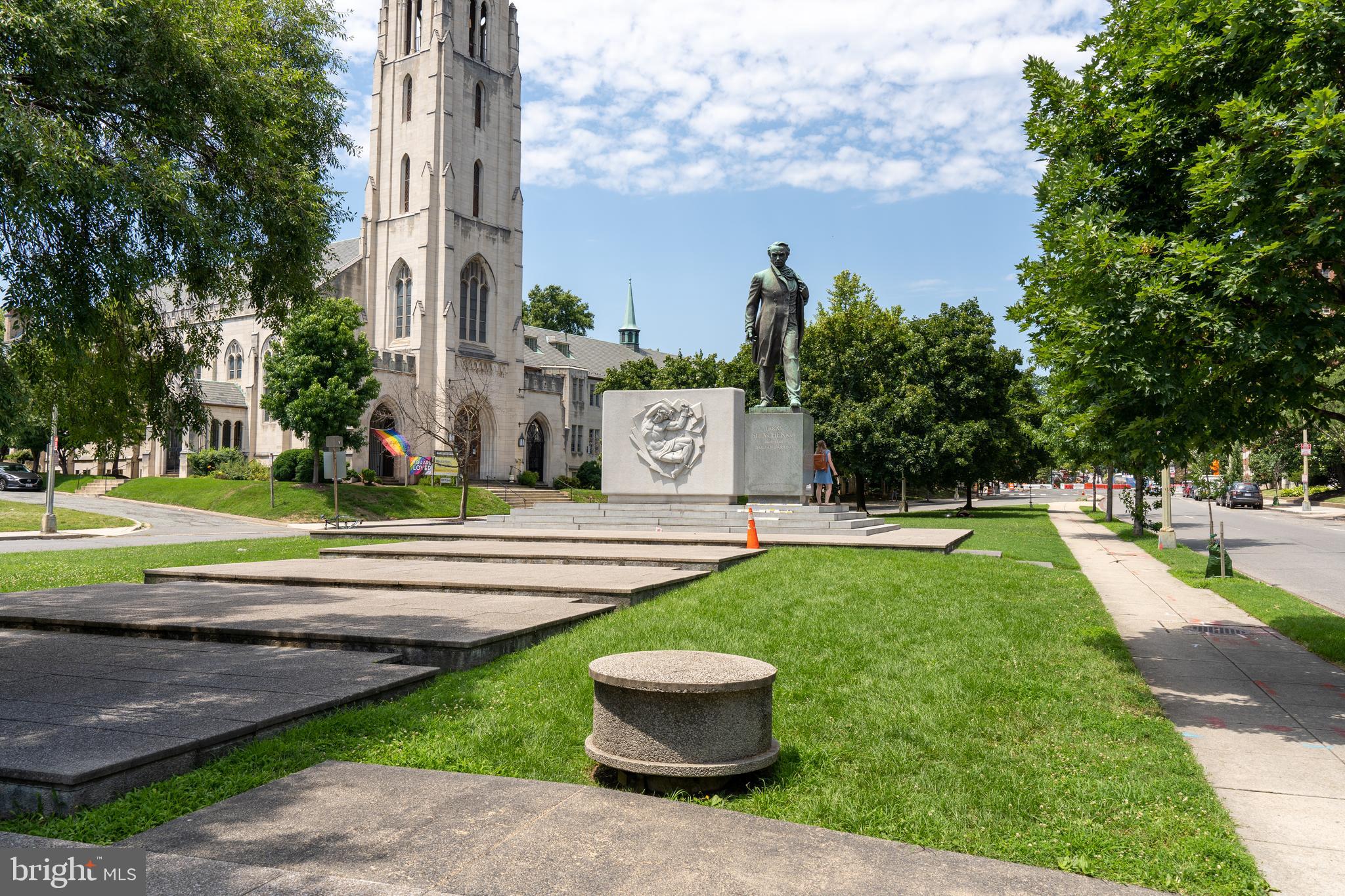 1426 21st Street Northwest, Unit 407 Washington, DC 20036 - Photo 42 of 58 a view of a park with swings and a fire pit