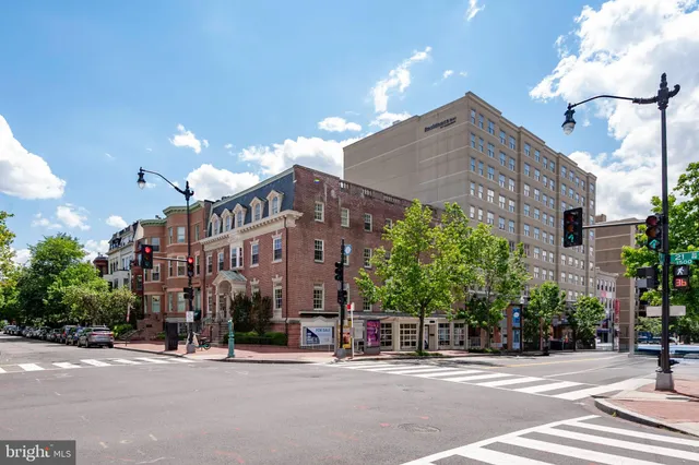$2,000 | 1426 21st Street Northwest, Unit 407, Washington, DC 20036