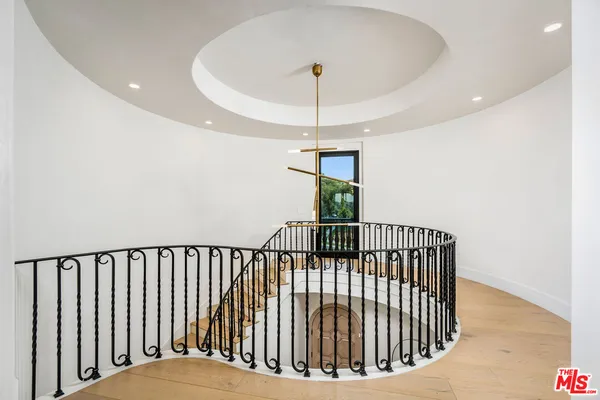 a view of entryway with a hallway