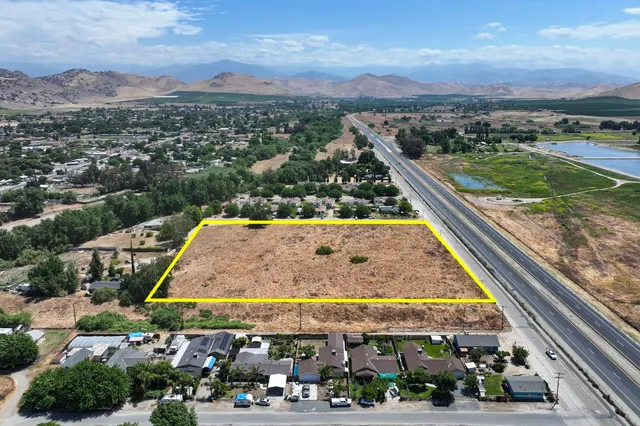 $275,000 | 0 East Poplar Avenue, Porterville, CA 93257
