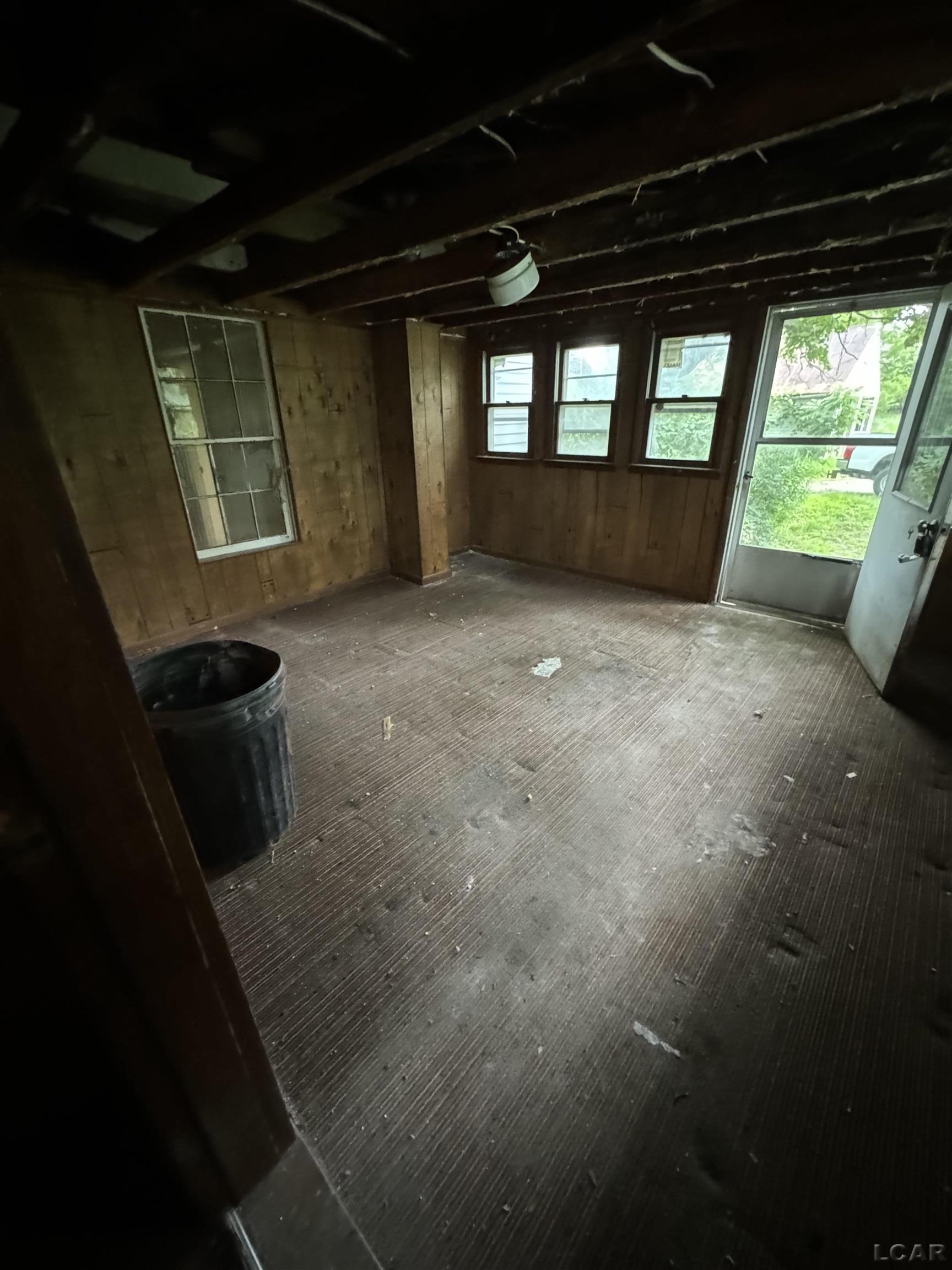 2677 Sutton Road Adrian, MI 49221 - Photo 27 of 30 50145128-2f3838e1-27b7-4775-966c-7c9929994983.JPG