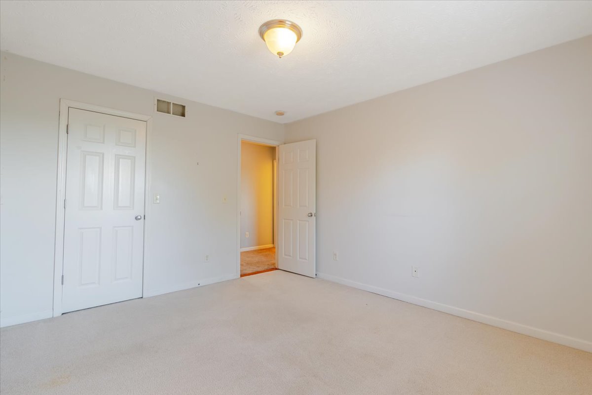 516 Wild Turkey Lane Normal, IL 61761 - Photo 13 of 26 Gallery Image 13