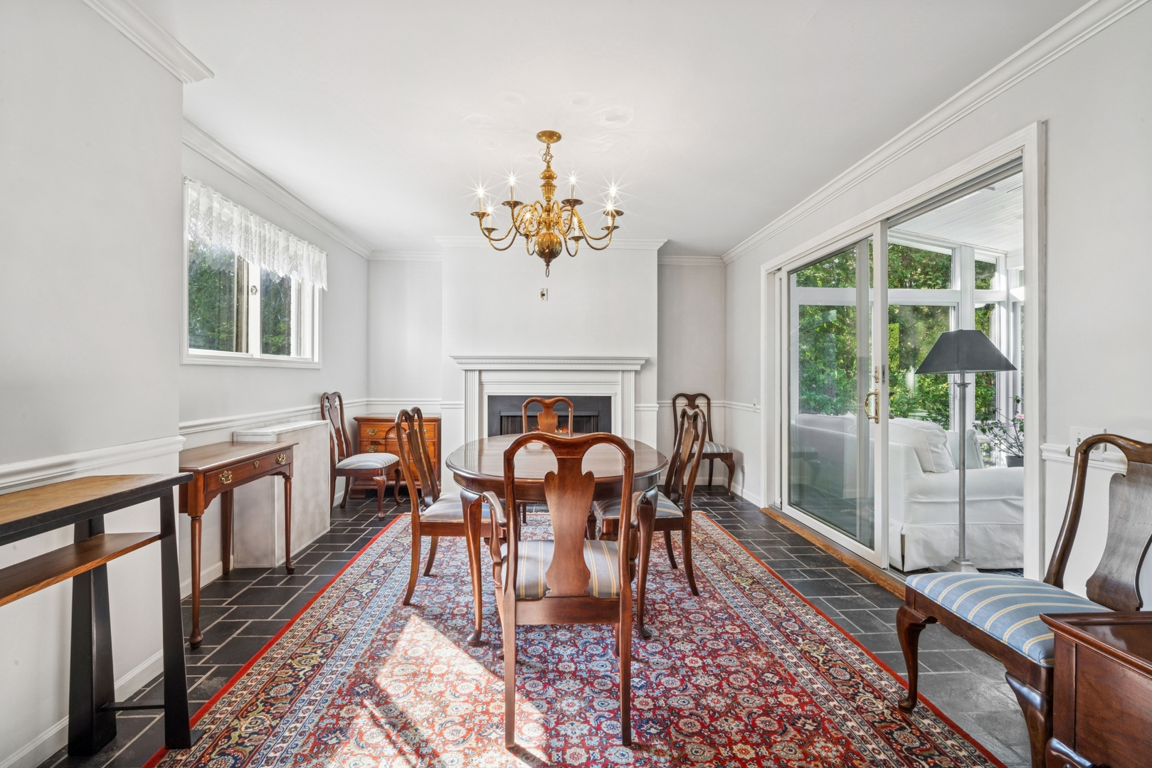 3373 Brook Road Highland Park, IL 60035 - Photo 5 of 29