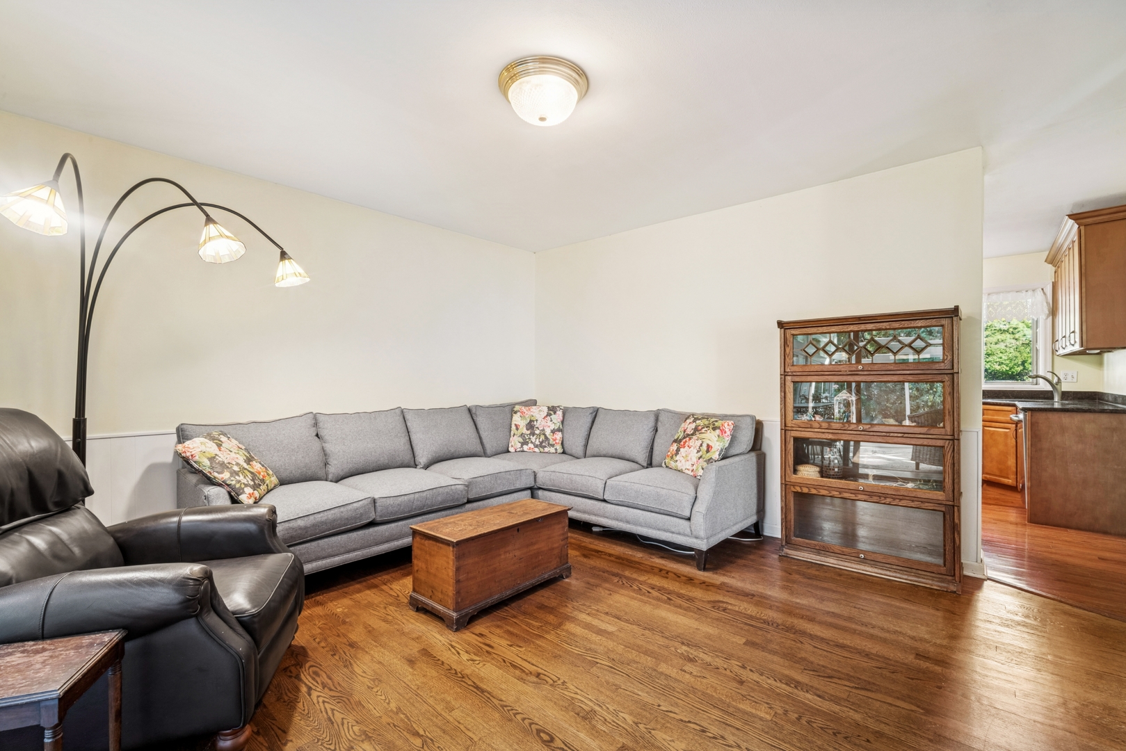 3373 Brook Road Highland Park, IL 60035 - Photo 9 of 29