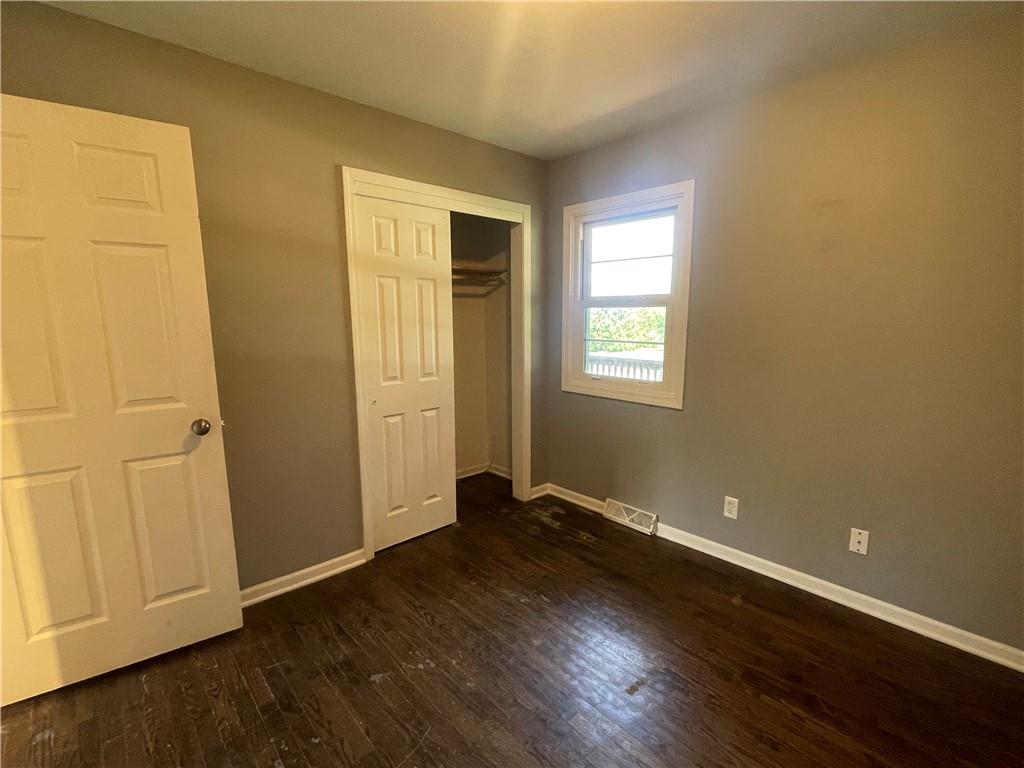 860 East Front Street Kidder, MO 64649 - Photo 9 of 32