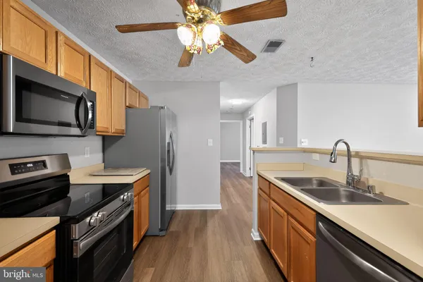 $325,000 | 2400 Autumn Harvest Court, Unit 104, Odenton, MD 21113