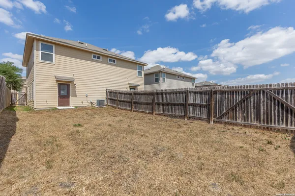 $1,300 | 5738 Golf Heights, Unit 2, San Antonio, TX 78244